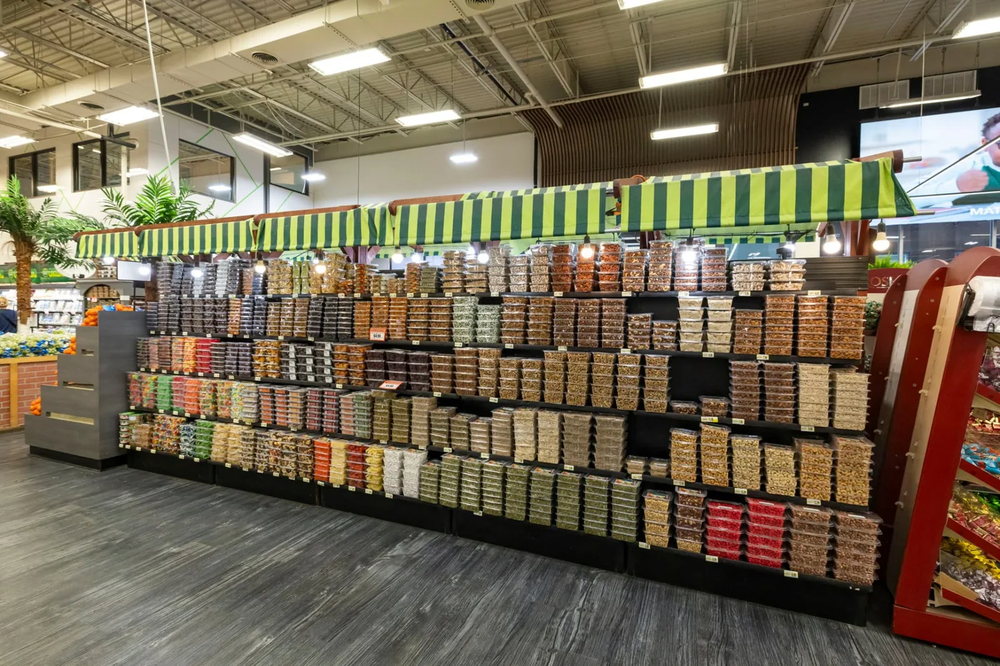 Olive & Nuts Bar